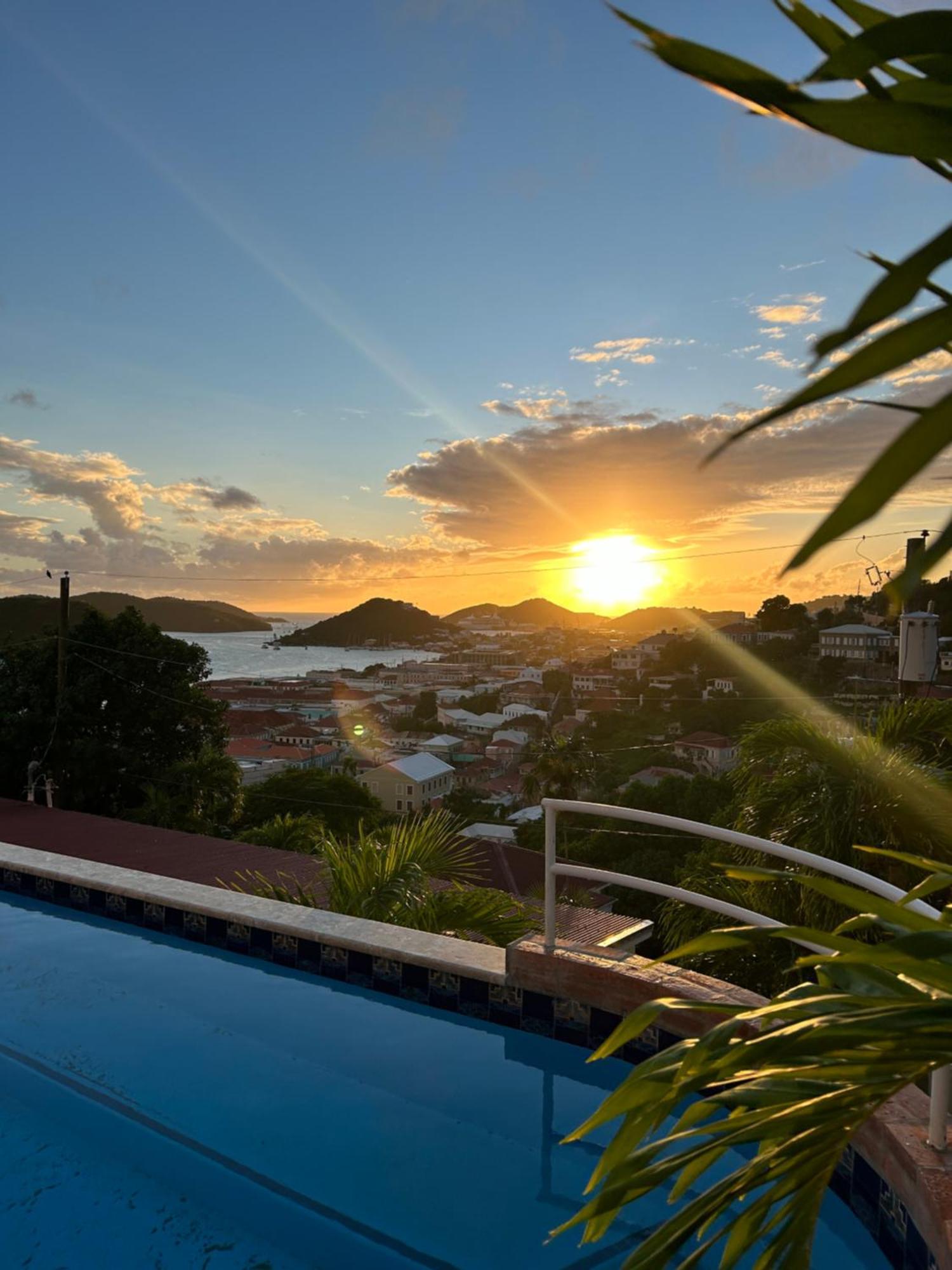 The Mary Anne Boutique Hotel Usvi Шарлотта-Амалія Екстер'єр фото